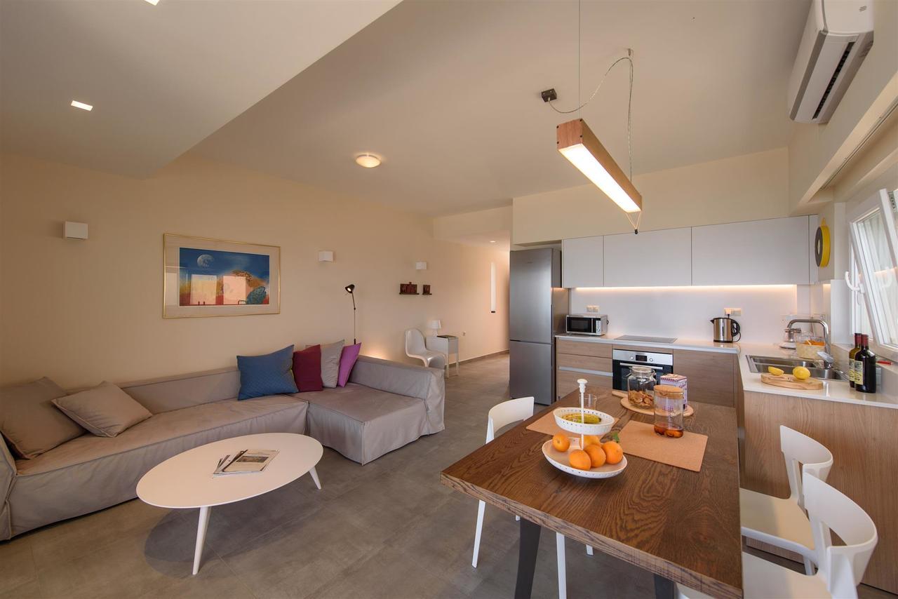 Rodia Beach Suites Kokkinos Pyrgos Zewnętrze zdjęcie