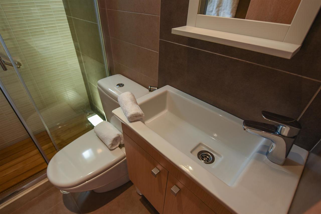 Rodia Beach Suites Kokkinos Pyrgos Zewnętrze zdjęcie