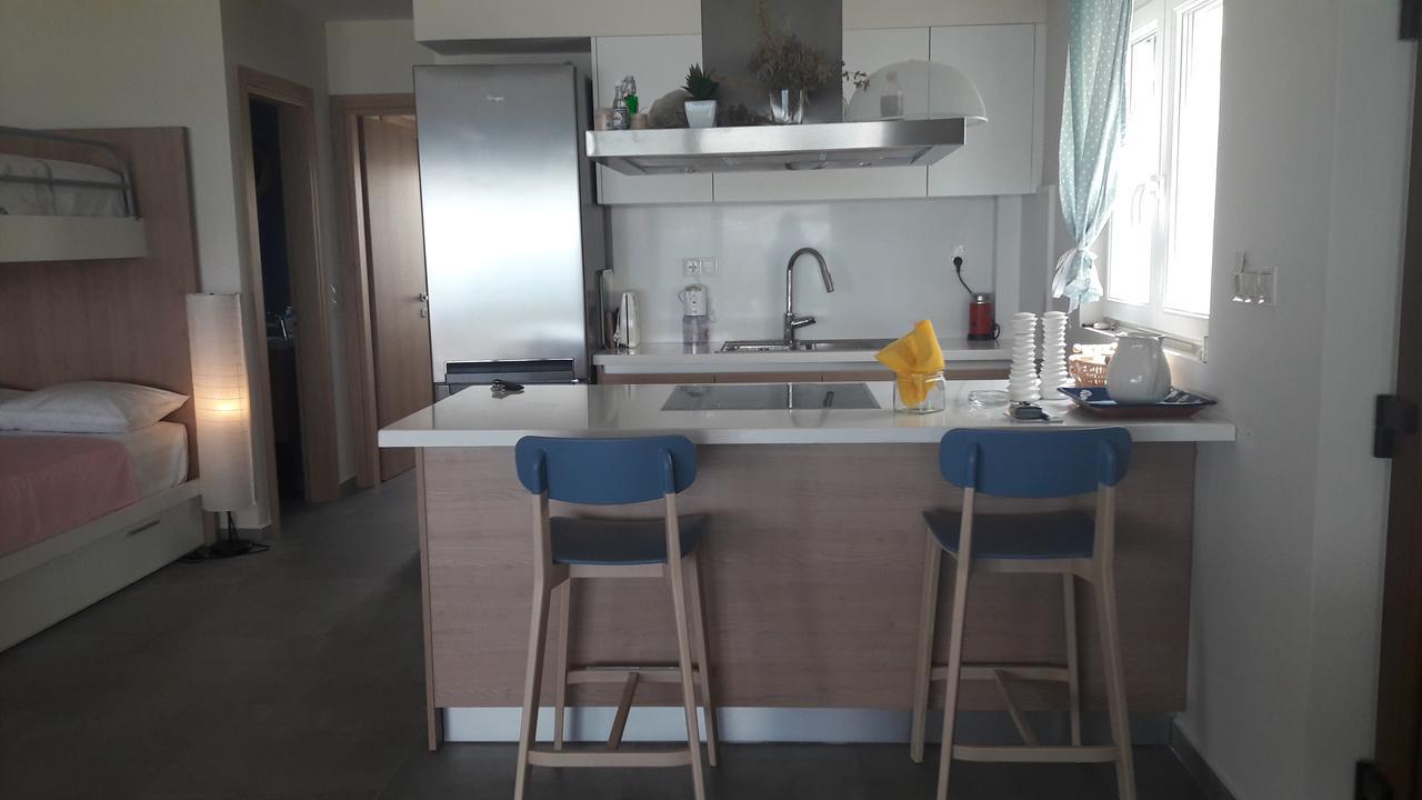 Rodia Beach Suites Kokkinos Pyrgos Zewnętrze zdjęcie